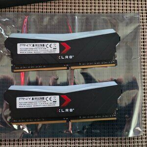 16GB (2x8GB) PNY XLR8 RGB DDR4 3200 PC4-25600
